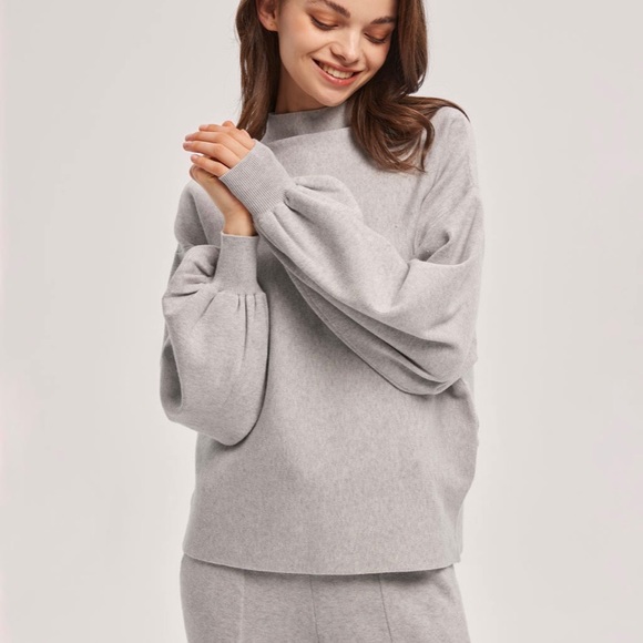 NAP LOUNGE Crew-Neck Sweatshirt - Picture 1 of 6